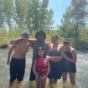 Meet your Posher, Danielle